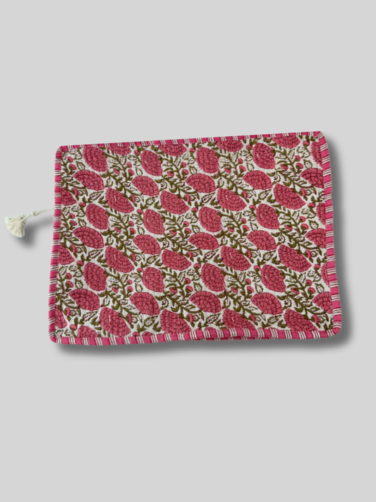 Laptop cover ‘garden girl’