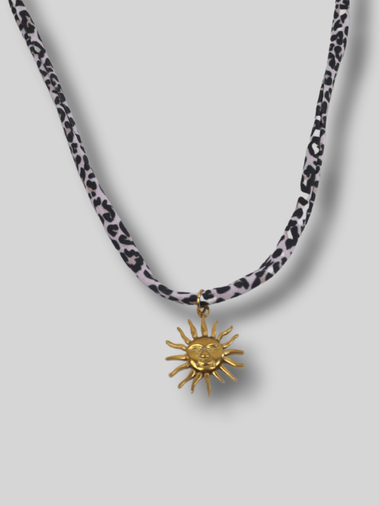 Sunny leopard necklace