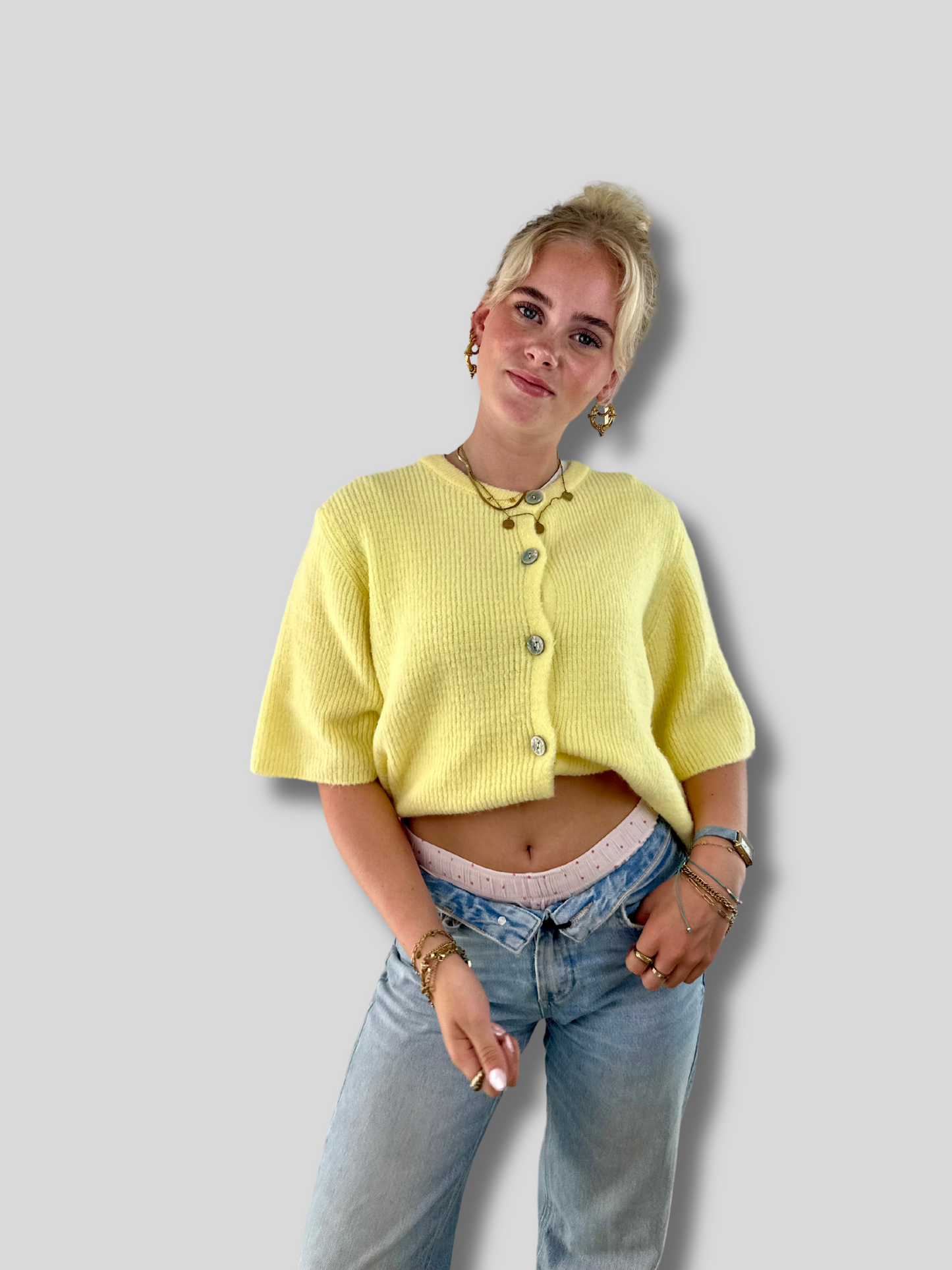 Knit ‘cozy it girl’ yellow