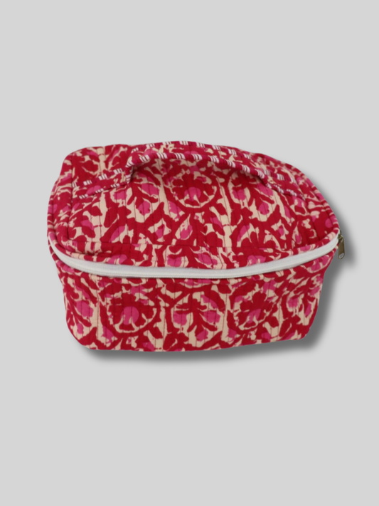 Makeup bag fuchsia